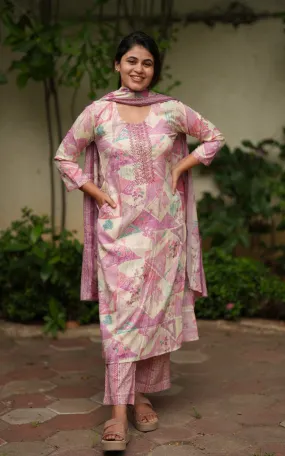 Ashvi (Kurti Pant Dupatta)