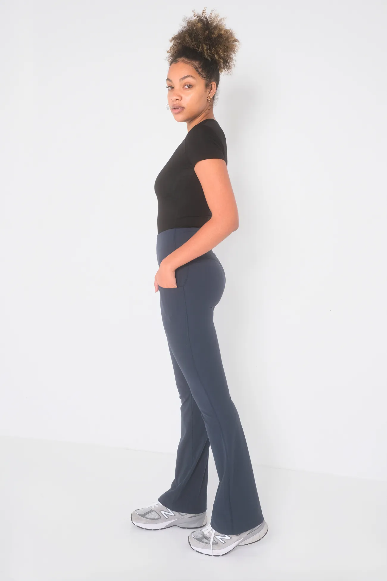 Daze Flare Pocket (Tall) Leggings - Ink