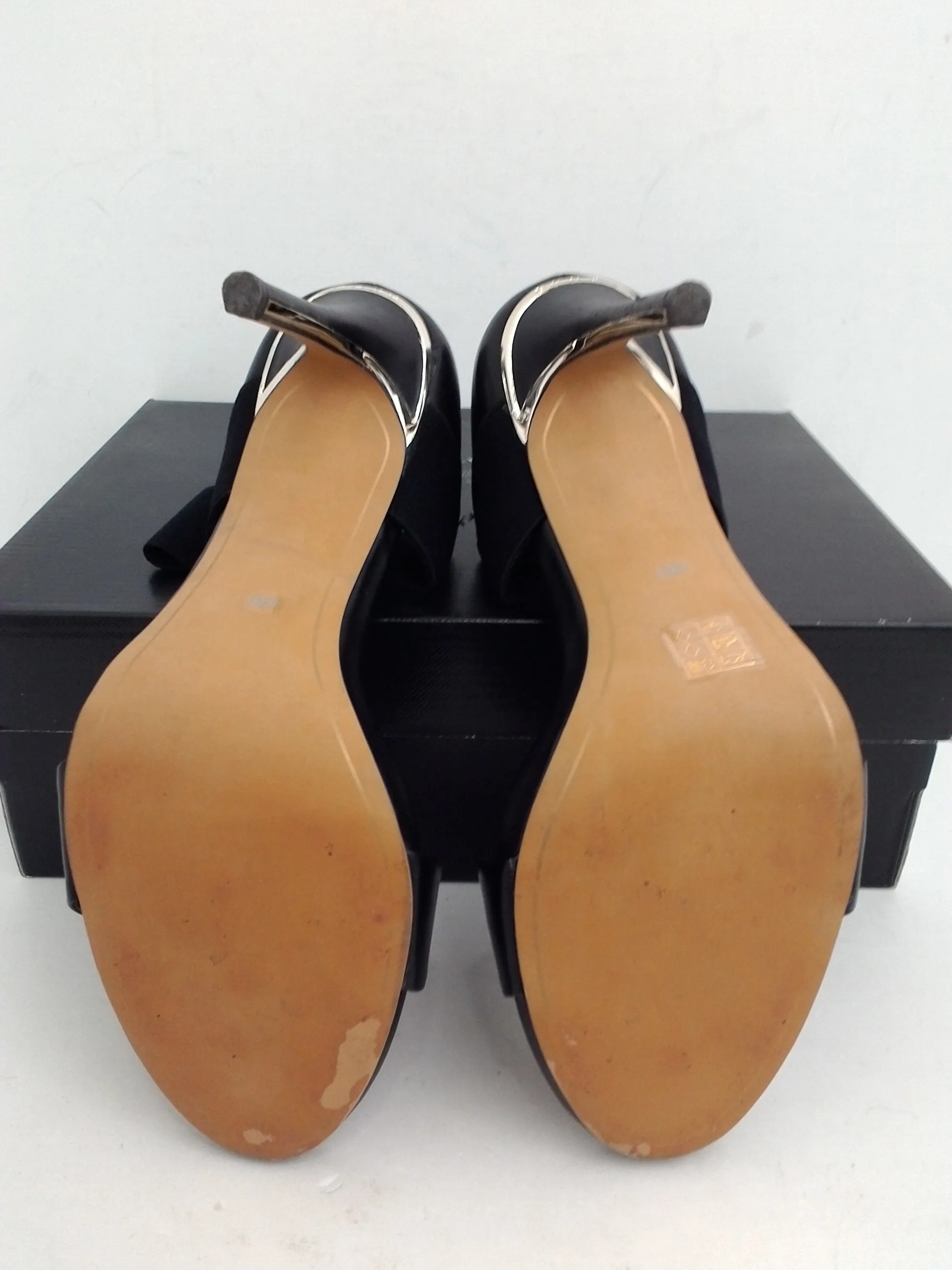 DKNY Women's Iva Black Leather Sandal Size 9.5