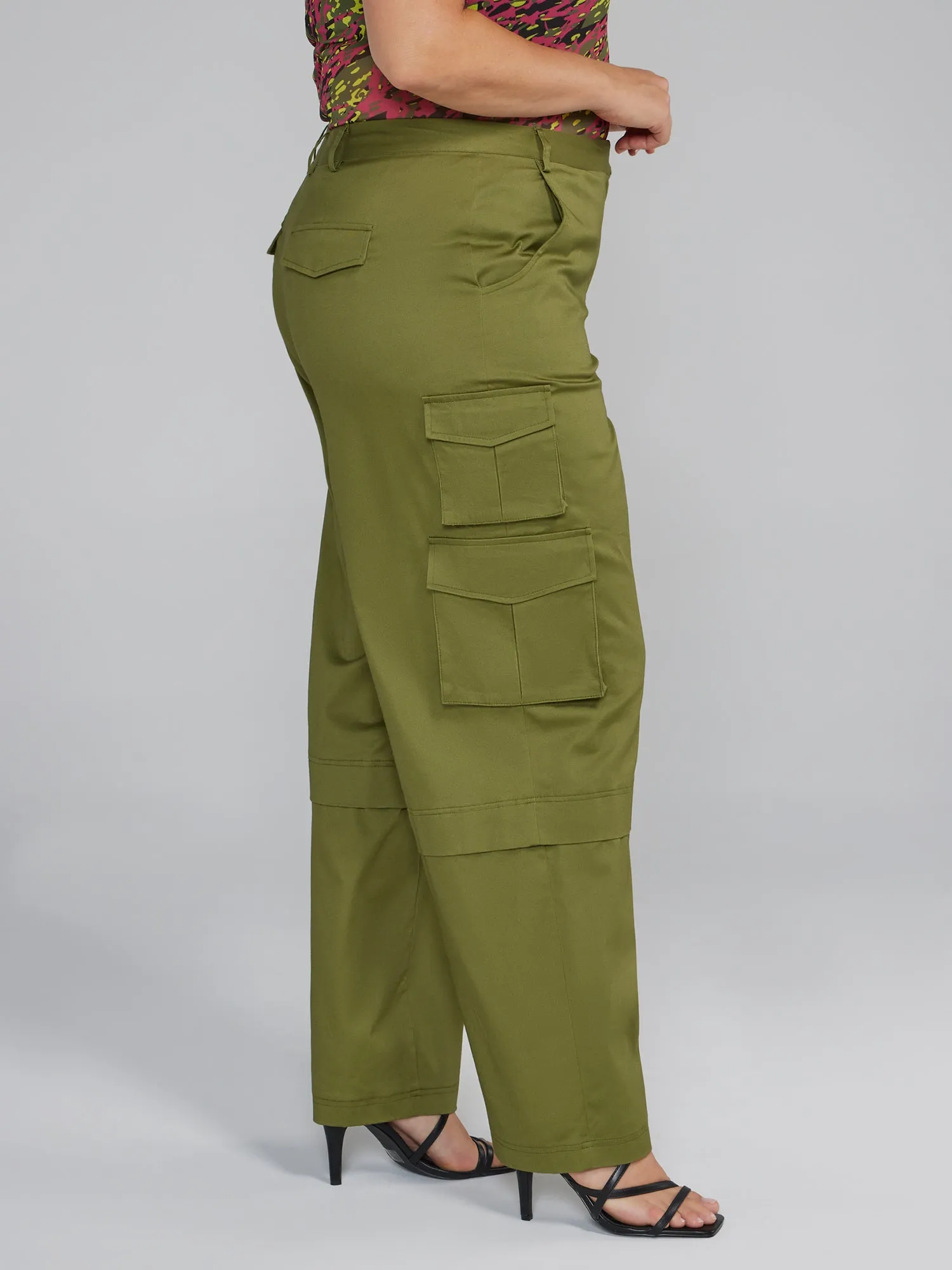 High Rise Straight Leg Cargo Pants