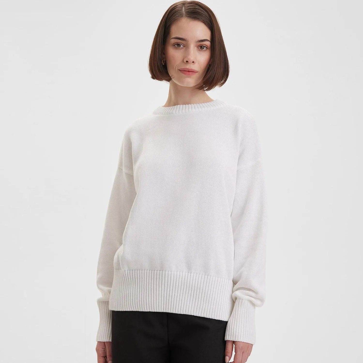 Minimalist Monochrome Crew Neck Drop Shoulder Long Sleeve Pullover Sweater